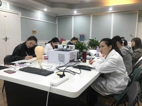 山東微整培訓(xùn)機(jī)構(gòu)技術(shù)咨詢?nèi)改?如何選擇優(yōu)質(zhì)機(jī)構(gòu)與規(guī)避風(fēng)險(xiǎn)